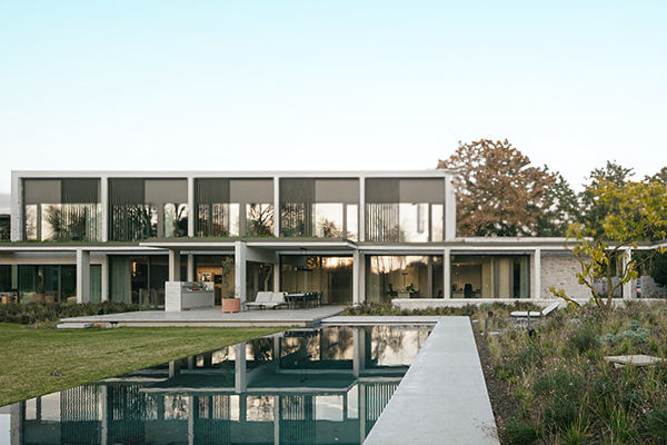 Case Study: KNX and Control 4 integrate for unified control of Belgian smart home