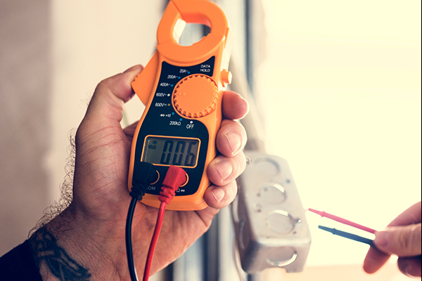 Troubleshooting: KNX lights up the way
