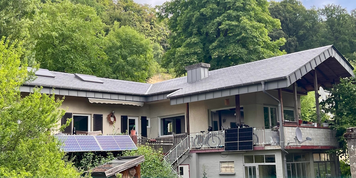KNX Hackathon Finalist: Sharlynsland - a House where KNX, PV and Monitoring Result in Savings of 35%