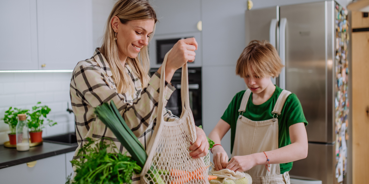 Our tips to live more eco-friendly in your KNX smart home