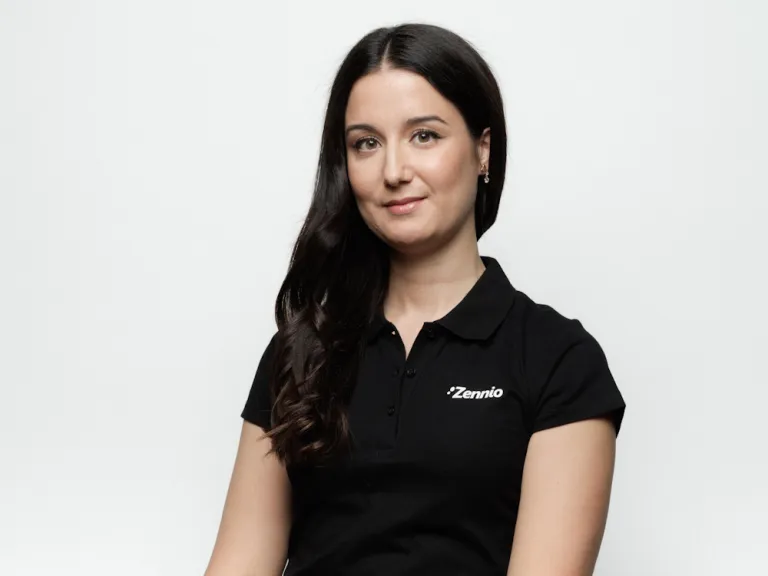 Isis Palomares - KNX Member