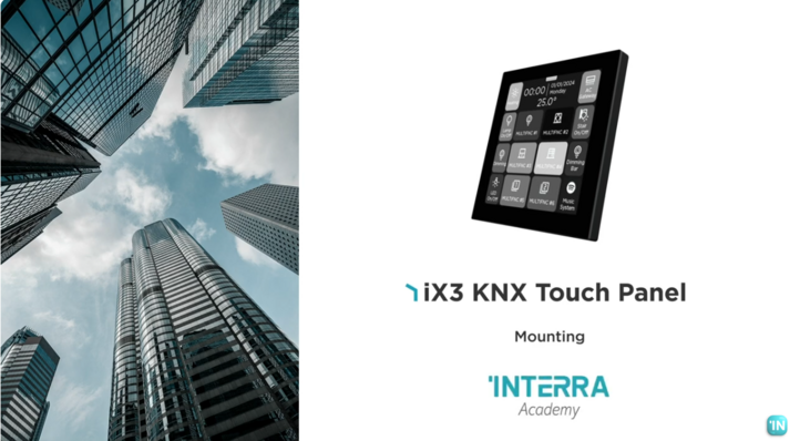 iX3 - Montaje de panel táctil KNX de 4