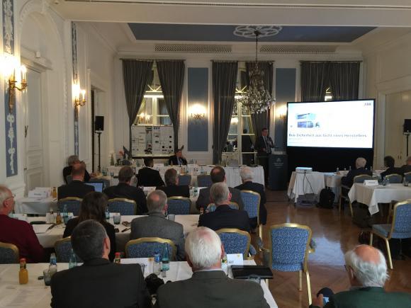 KNX Secure presented at ZHEV conference in Hamburg