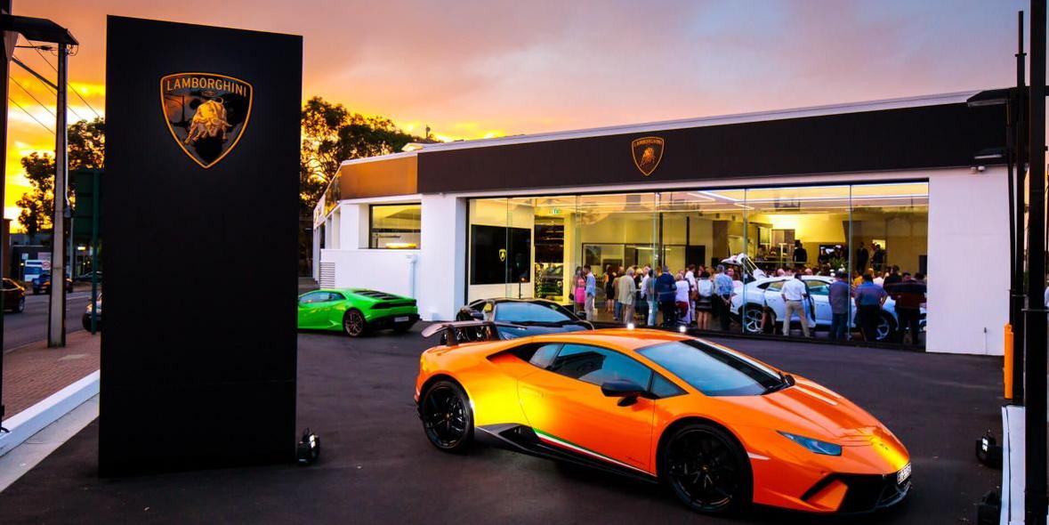 Sala de exposición de Lamborghini en Adelaida